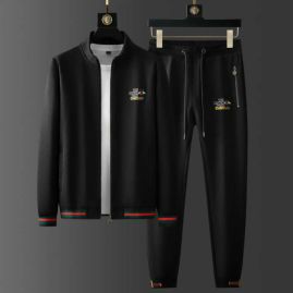 Picture of Gucci SweatSuits _SKUGucciM-4XL20328655